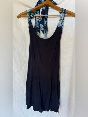 NWT Lulu’s Navy Blue Romper Flowy Shorts Floral Halter Tie Low Back Size Small